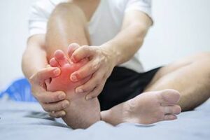 Early Symptoms of Arthritis in the Feet