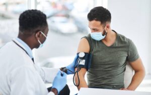How Does a Cardiologist Diagnose High Blood Pressure