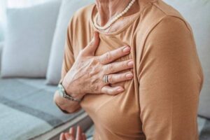 How Heart Attacks Affect Women Differently